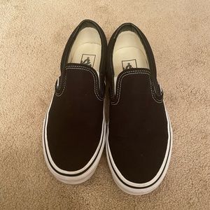 Black slide on Vans